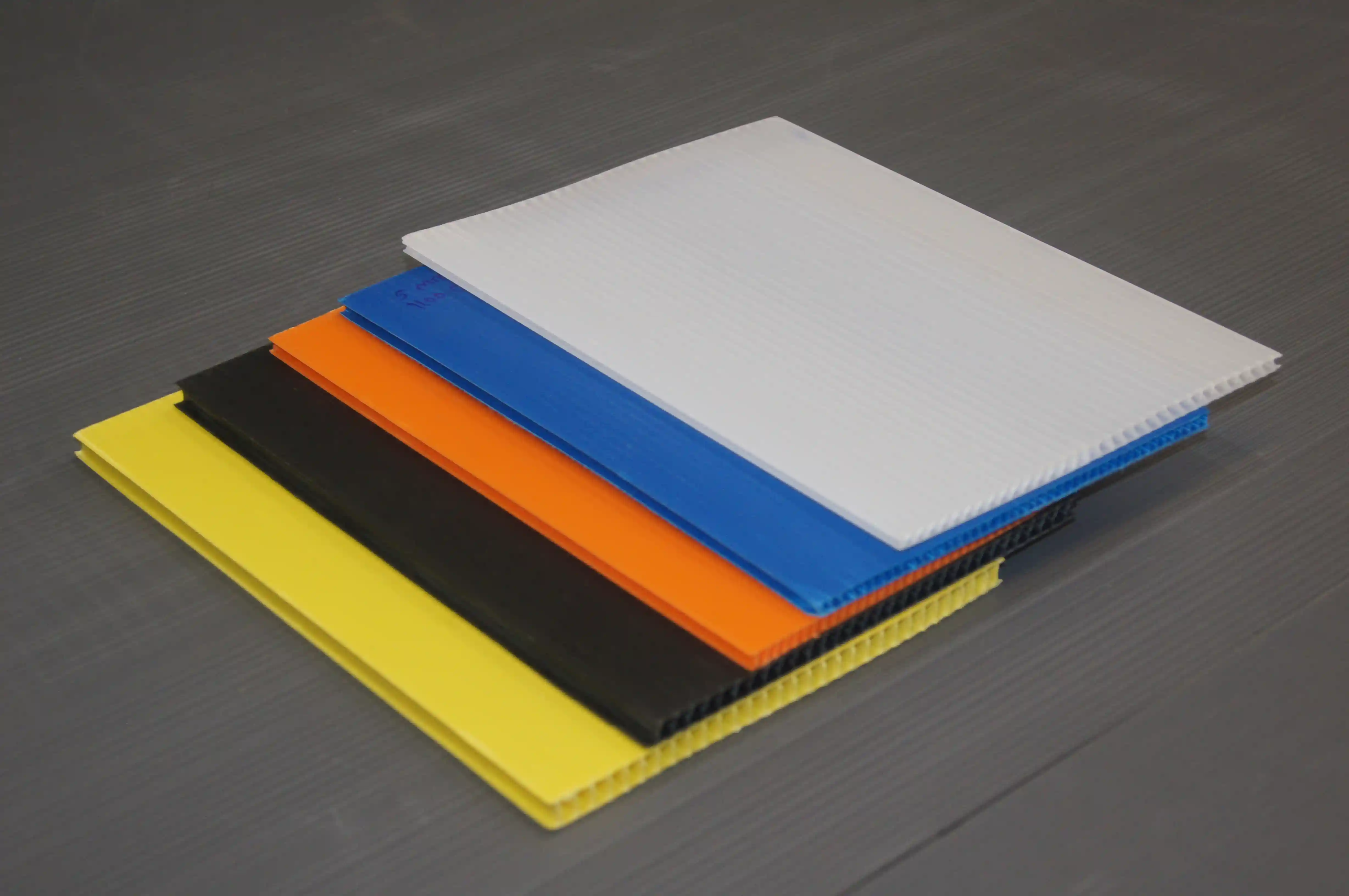 PP FLUT BOARD/ PP HOLOW SHEET
